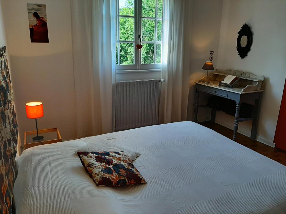Chambre Soignee Et Accueillante A La Campagne - Ch Rouge L'Honor-de-Cos Dış mekan fotoğraf